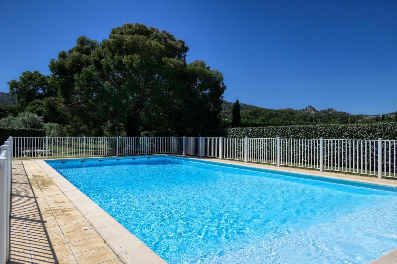Les Residences De Metifiot Saint-Rémy-de-Provence Exteriér fotografie