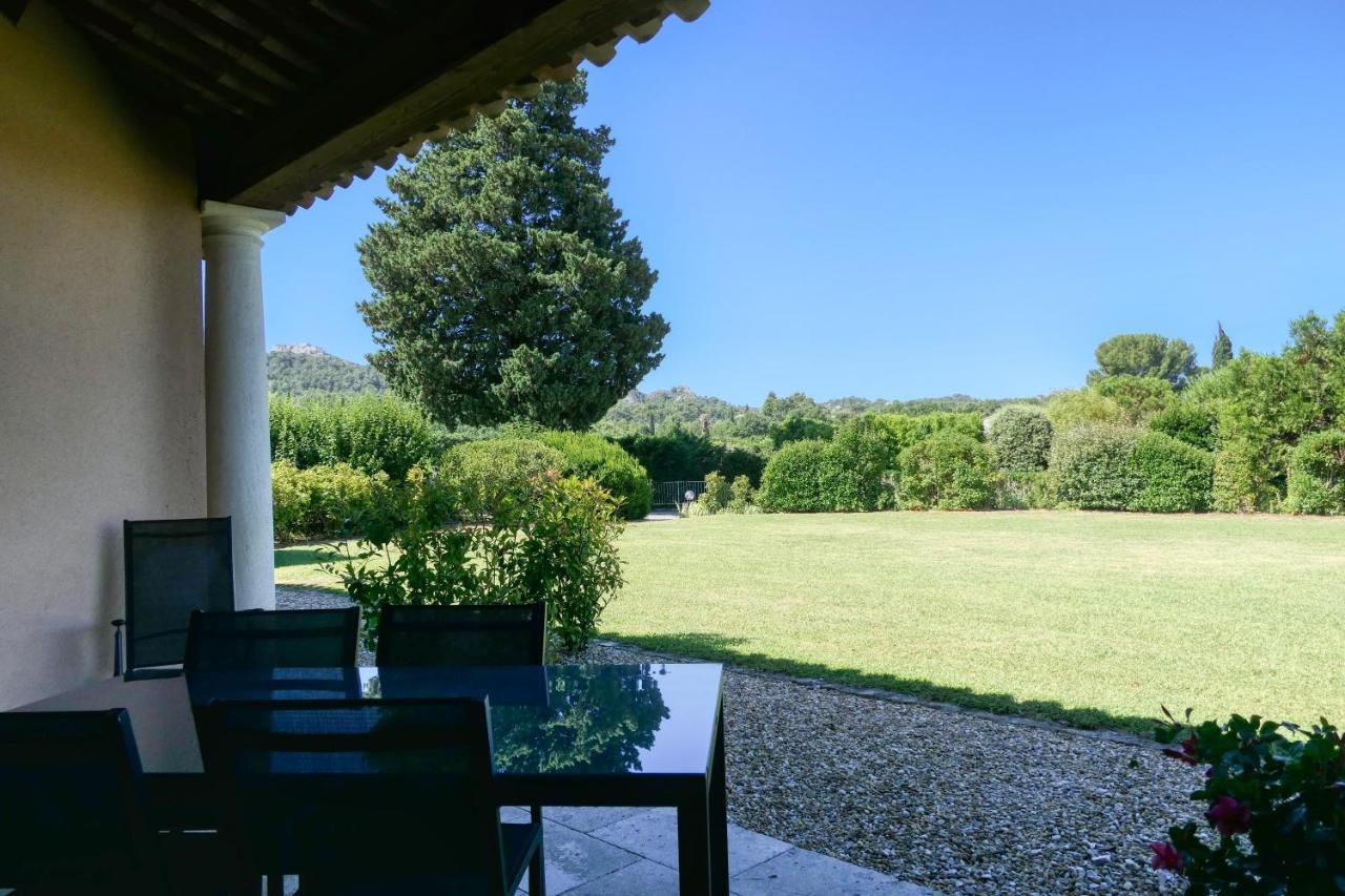 Les Residences De Metifiot Saint-Rémy-de-Provence Exteriér fotografie
